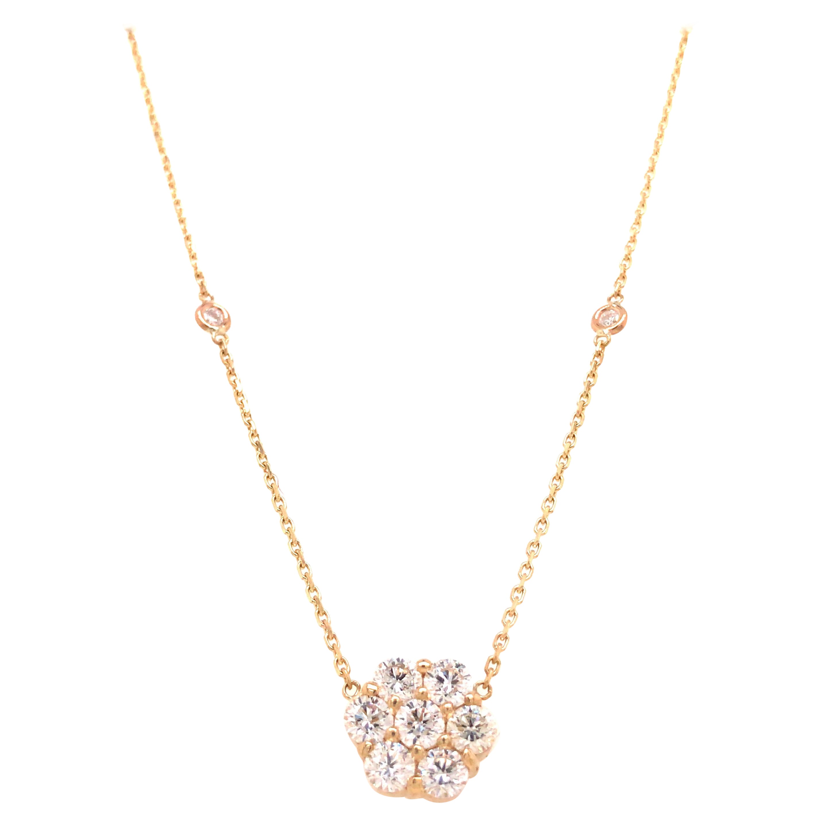 Diamond Flower Cluster Necklace For Sale at 1stDibs