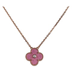Van Cleef &amp; Arpels Collier rose holiday 2021 Holiday Rhodonite Alhambra Diamond édition limitée 