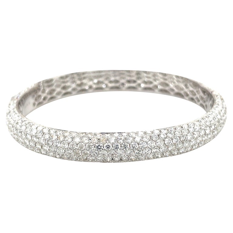 Made in Italy 0.12Ct Diamond Bangle Bracelet in 18KT White Gold Finish Womens