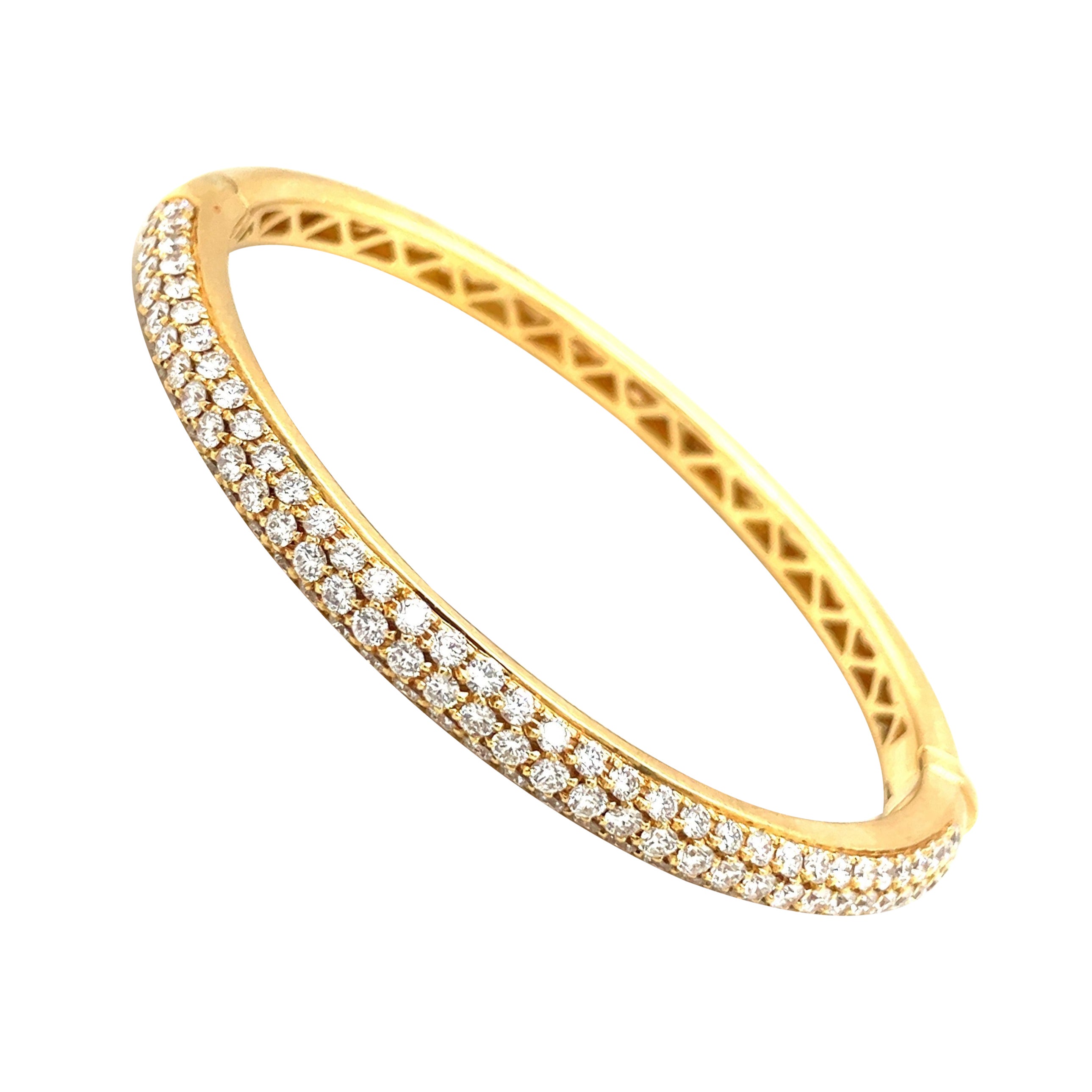 Garavelli 18Kt Yellow Gold 3.90Ct Pave' Diamond Bangle Bracelet