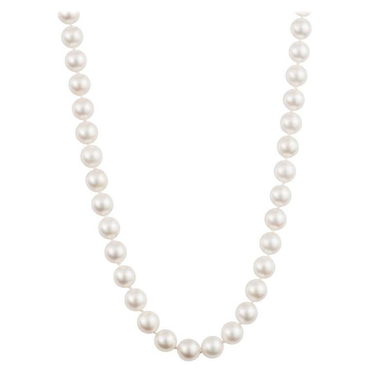 Tiffany & Co. Essential Pearls Necklace
