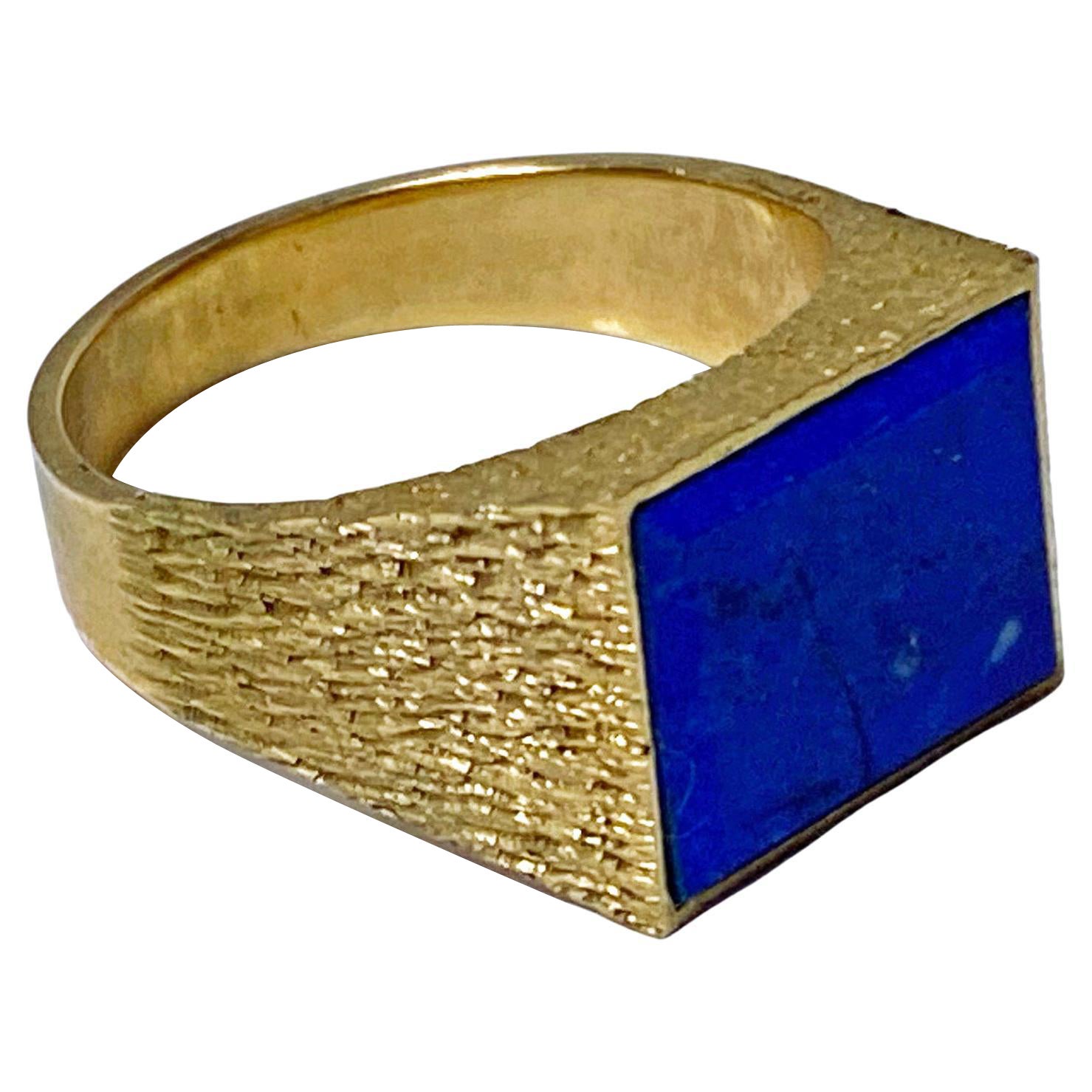 1970s 14kt Gold and Lapis Lazuli Ring For Sale
