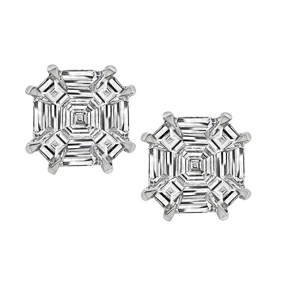 1.02ct Diamond Illusion Set Stud Earrings For Sale