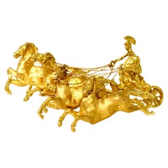 Vintage Designer 18K Yellow Gold Roman Horses Chariot Brooch Pin