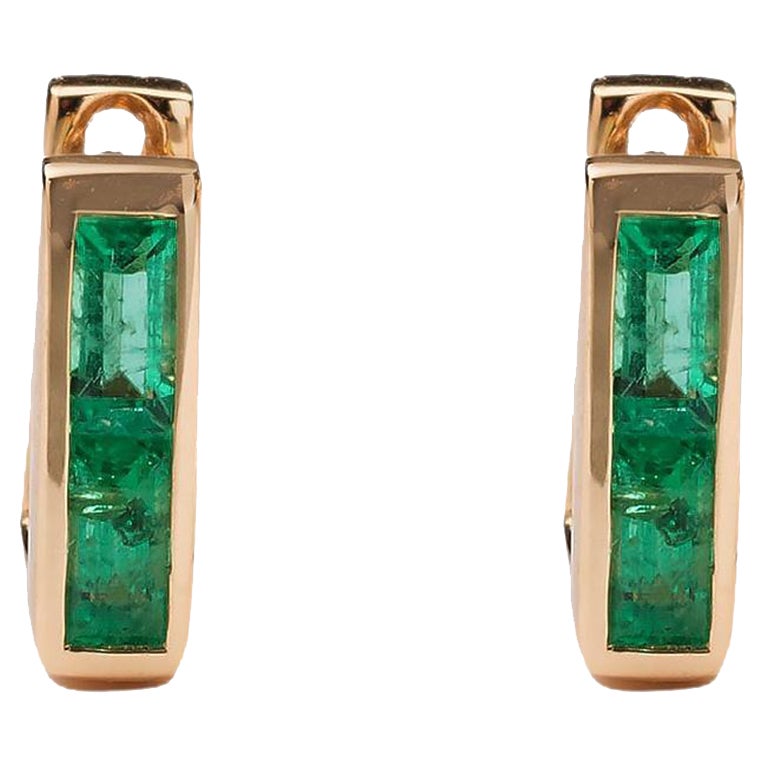 Chubby Square Huggie Earrings with Two Emerald Baguettes For Sale