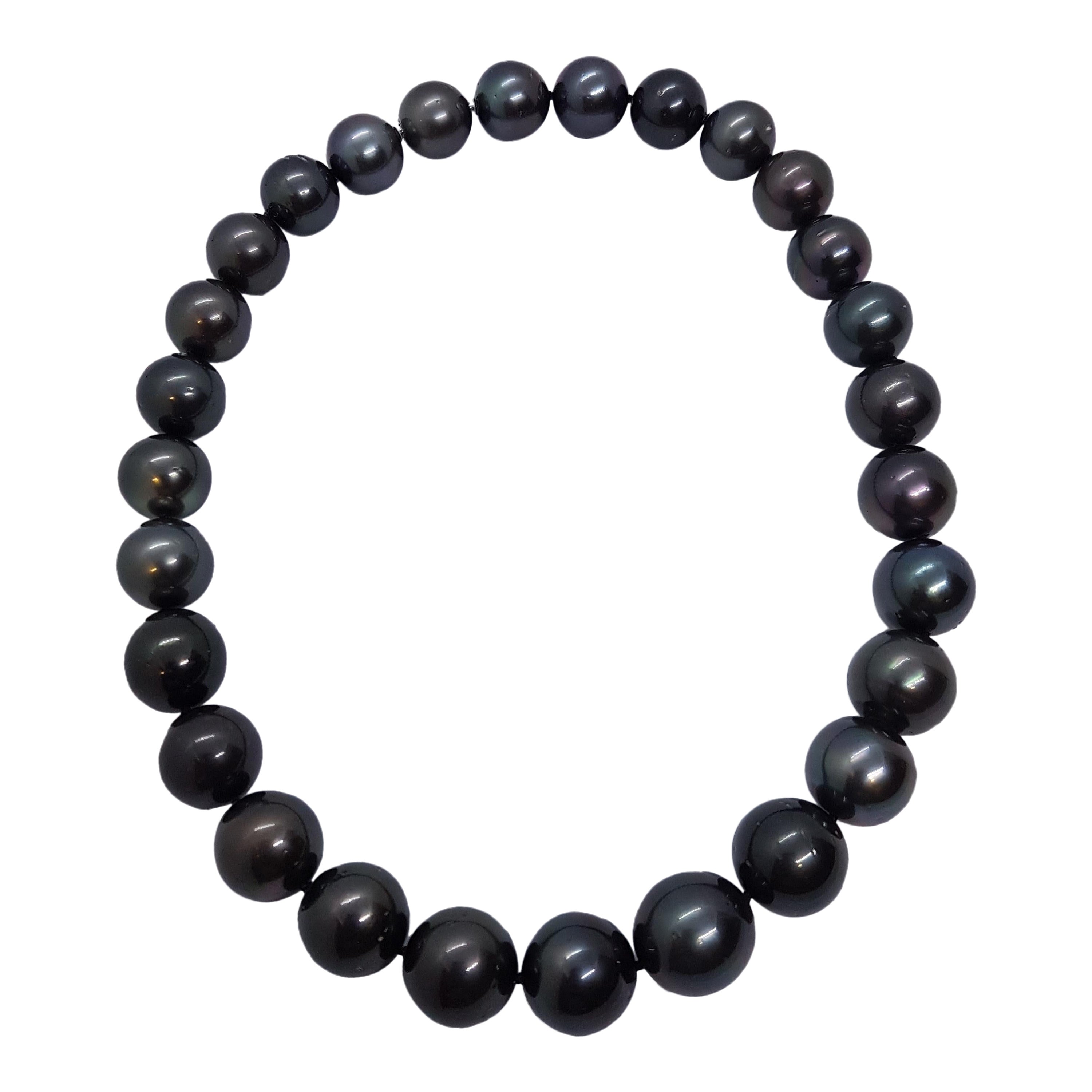 Voluptuous Natural Tahiti Pearl Necklace For Sale