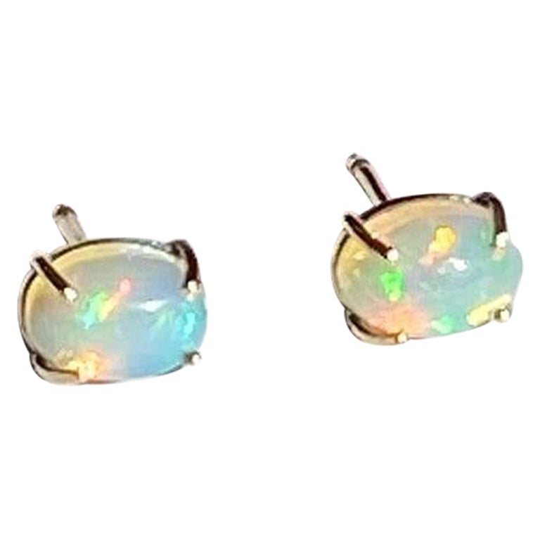 Handcrafted 18 Karat Yellow Gold Opal Modern Design Stud Earrings
