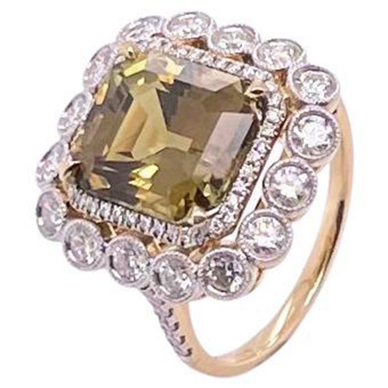 GIA CERTIFIED 18ct Yellow Gold 'Natural Alexandrite' and Diamond Ring For Sale 6