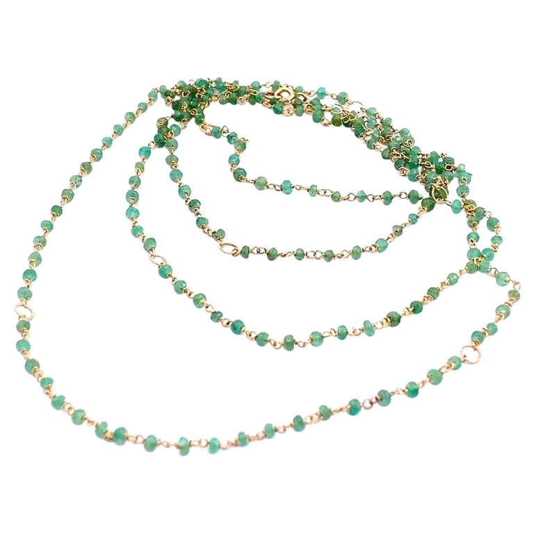 Dainty 45 Karat Emeralds Green Shade 18 Karat Gold Twisted Chain Beaded Necklace In New Condition For Sale In Rome, IT