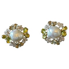 18 K Gold Baroque South Sea Pearls Diamonds Green Sapphire Peridot Earclip