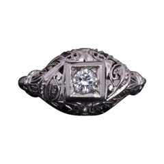 Antique Art Deco White Gold Sapphire and Diamond Engagement Ring