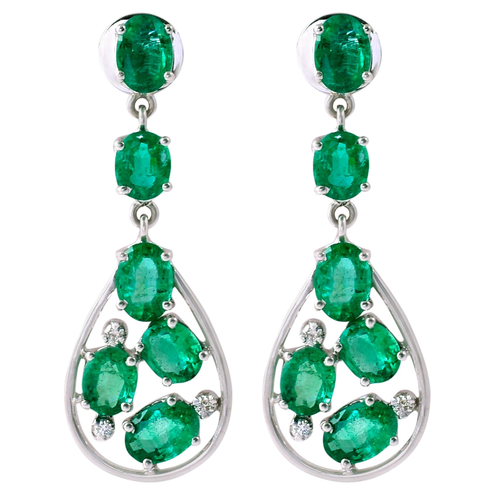 18 Karat White Gold 6.52 Carat Oval-Cut Emerald and Diamond Dangle Earrings For Sale