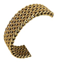 14 Karat Yellow Gold UnoAErre Fancy Mesh Curb Link Bracelet, Italy