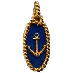 Van Cleef & Arpels 18k Gold Pendant with Sodalite and Diamond