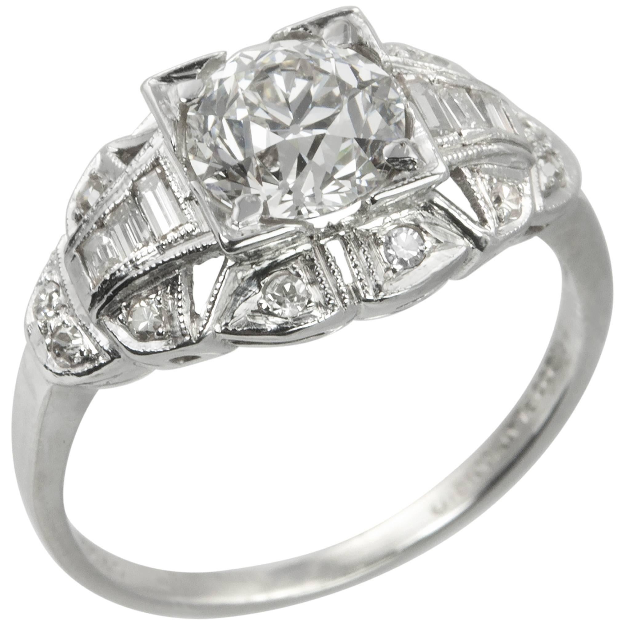  Art Deco 1.06 Carat Old European Cut Diamond Platinum Engagement Ring For Sale
