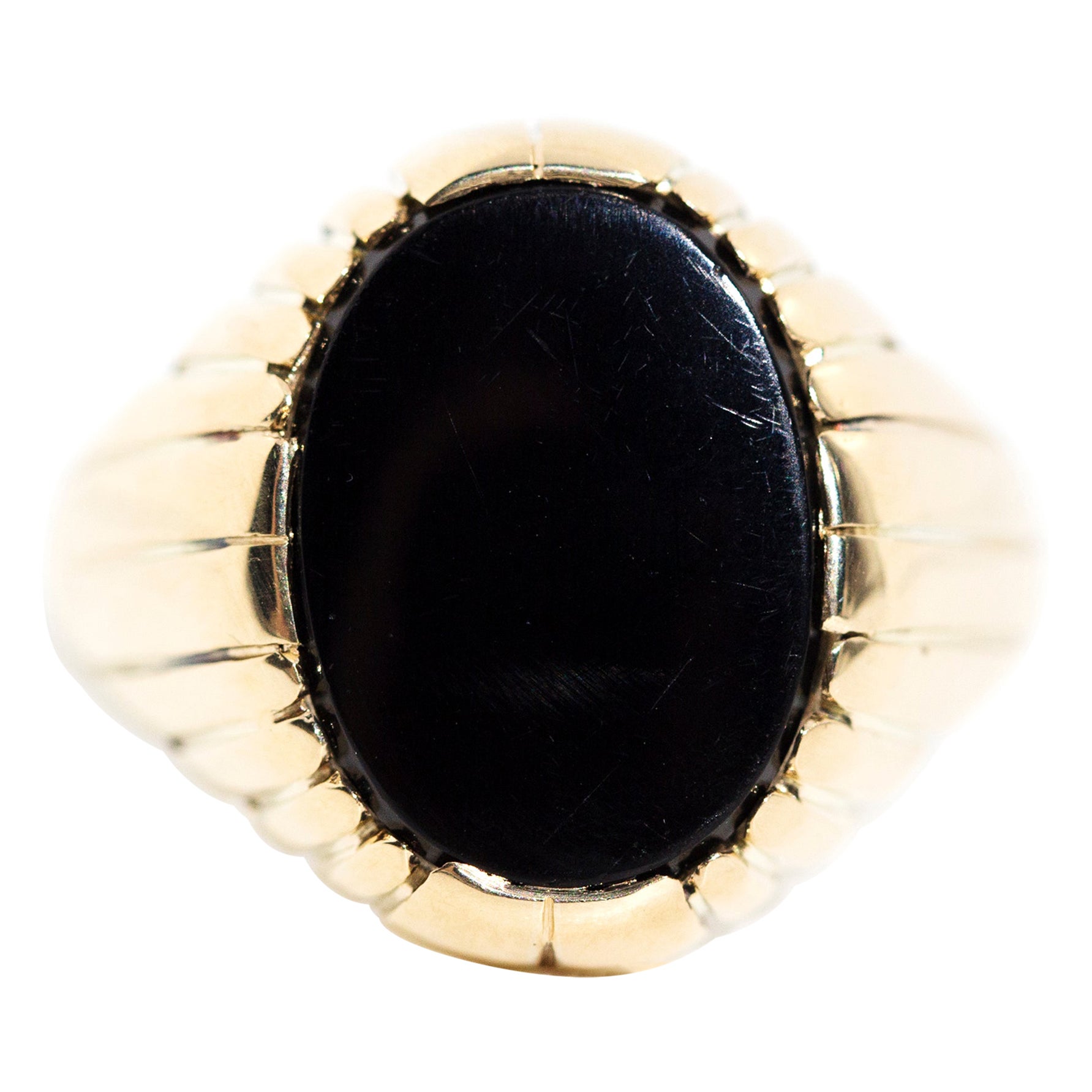 Oval Black Onyx Vintage Men's Dome Signet Ring in 9 Carat Yellow Gold
