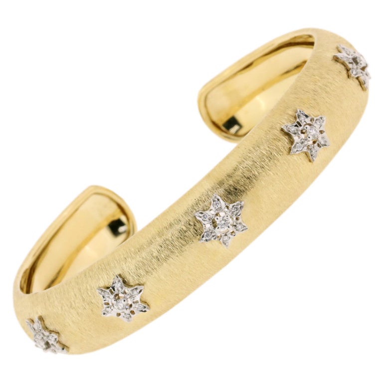 18K Yellow Gold Geometric Diamond Open Bangle Bracelet in Florentine Finish  For Sale at 1stDibs