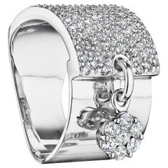18 Karat Diamond Flower White Gold Ring with Vs Gh Diamonds