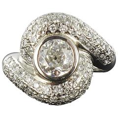 Baume 1.20 Carat Diamond Gold Swirl Ring 8