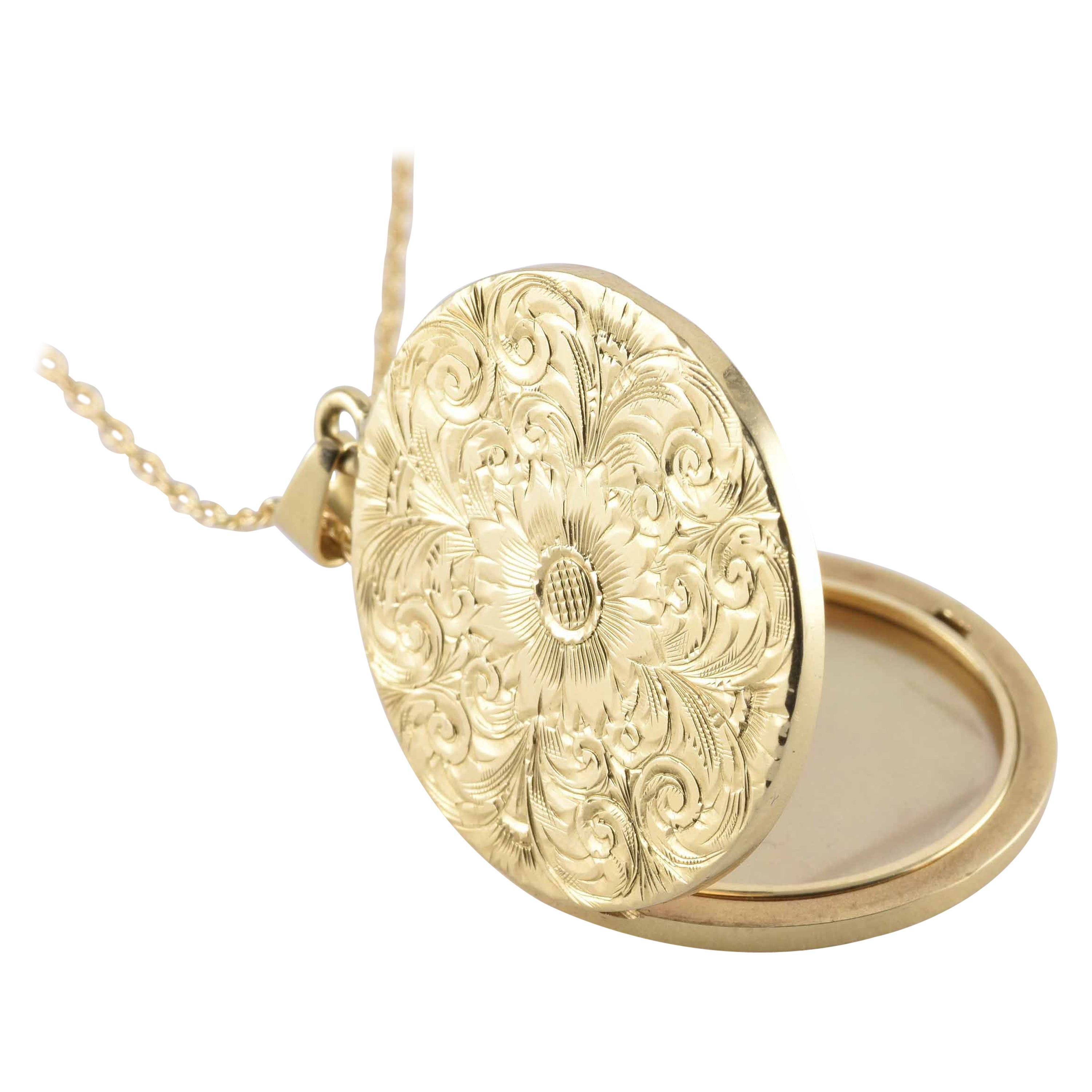 Vintage 14kt Yellow Gold Hand Engraved Floral Locket Necklace For Sale