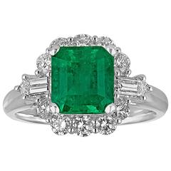 AGL Certified 2.49 Carat Emerald Diamond Gold Halo Ring 4