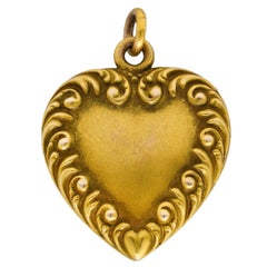 Antique 1900 Victorian 14 Karat Yellow Gold Heart Locket Pendant