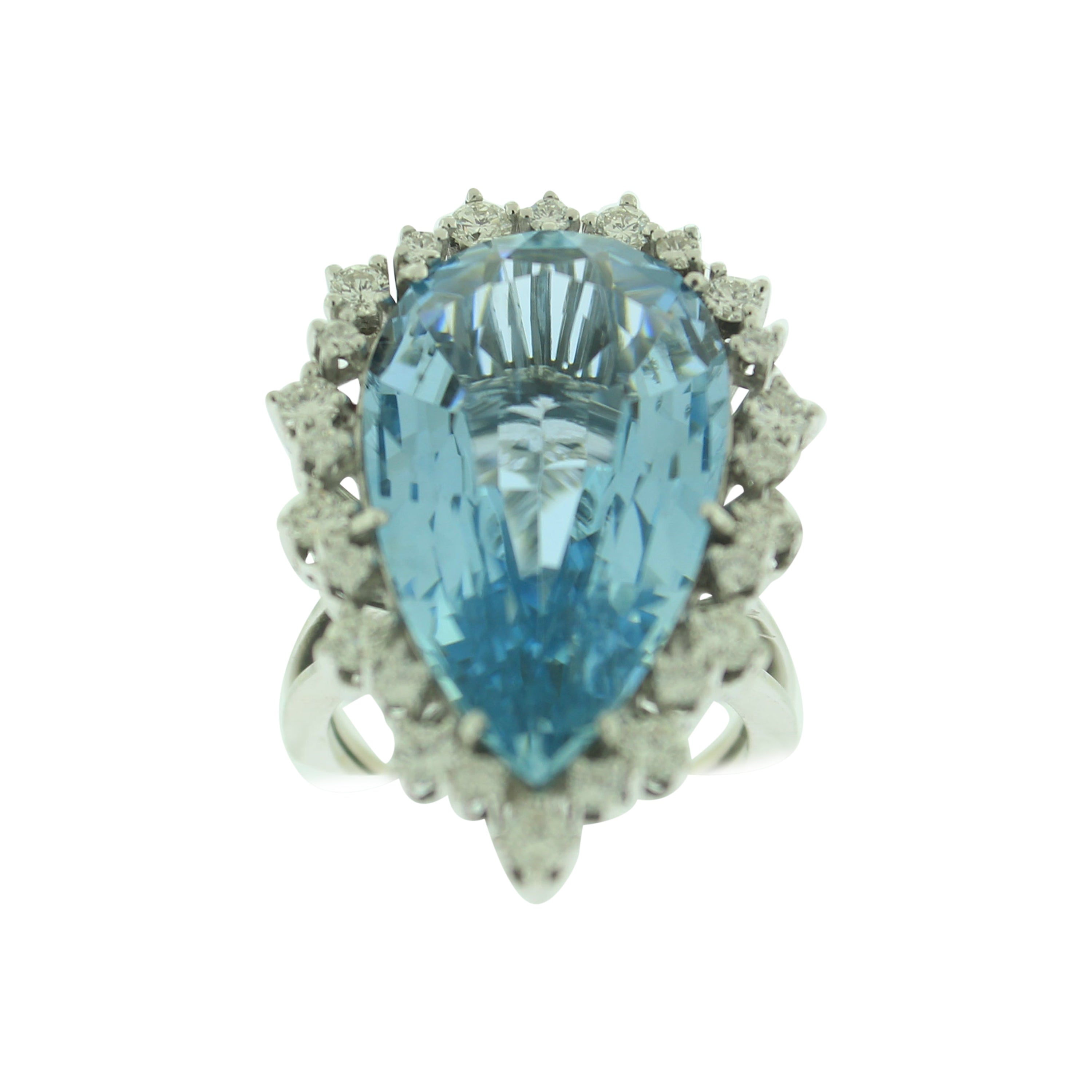 Art Deco 15.00 Carat Aquamarine and Diamond Platinum Ring For Sale