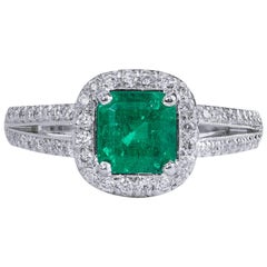 Colombian Emerald and Diamond Ring