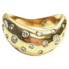 Fred Paris Diamond Gold Wave Band Ring