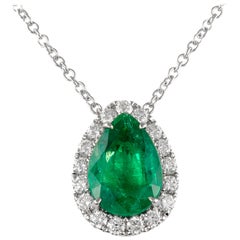 4.35ctt Pear Emerald with Diamond Halo 18k White Gold Pendant Necklace