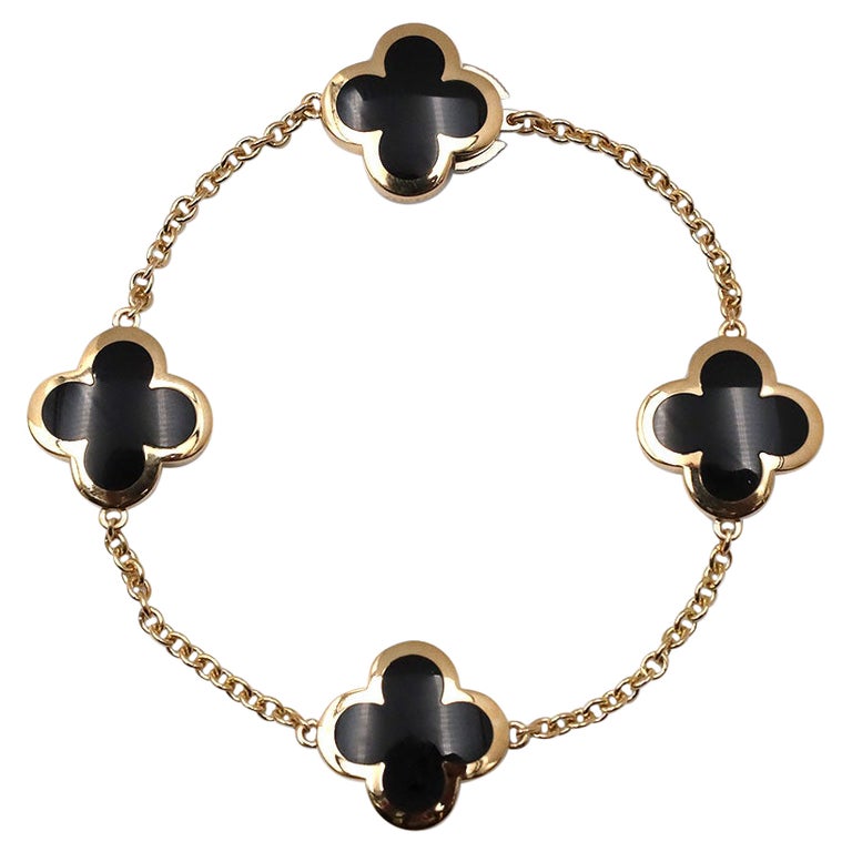 Van Cleef and Arpels Pure Alhambra Yellow Gold Onyx Bracelet at 1stDibs