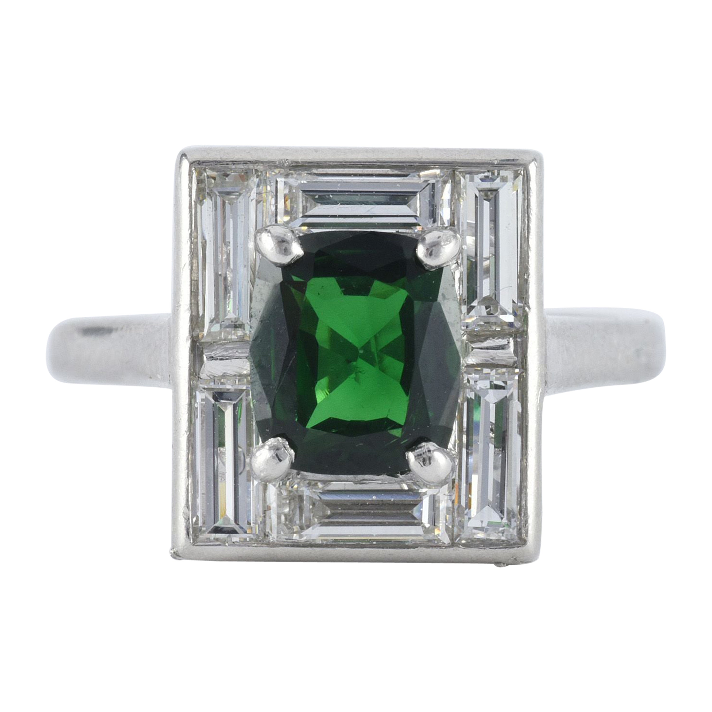 Estate Natural Green Chrome Tourmaline and Diamond Cocktail Ring For Sale