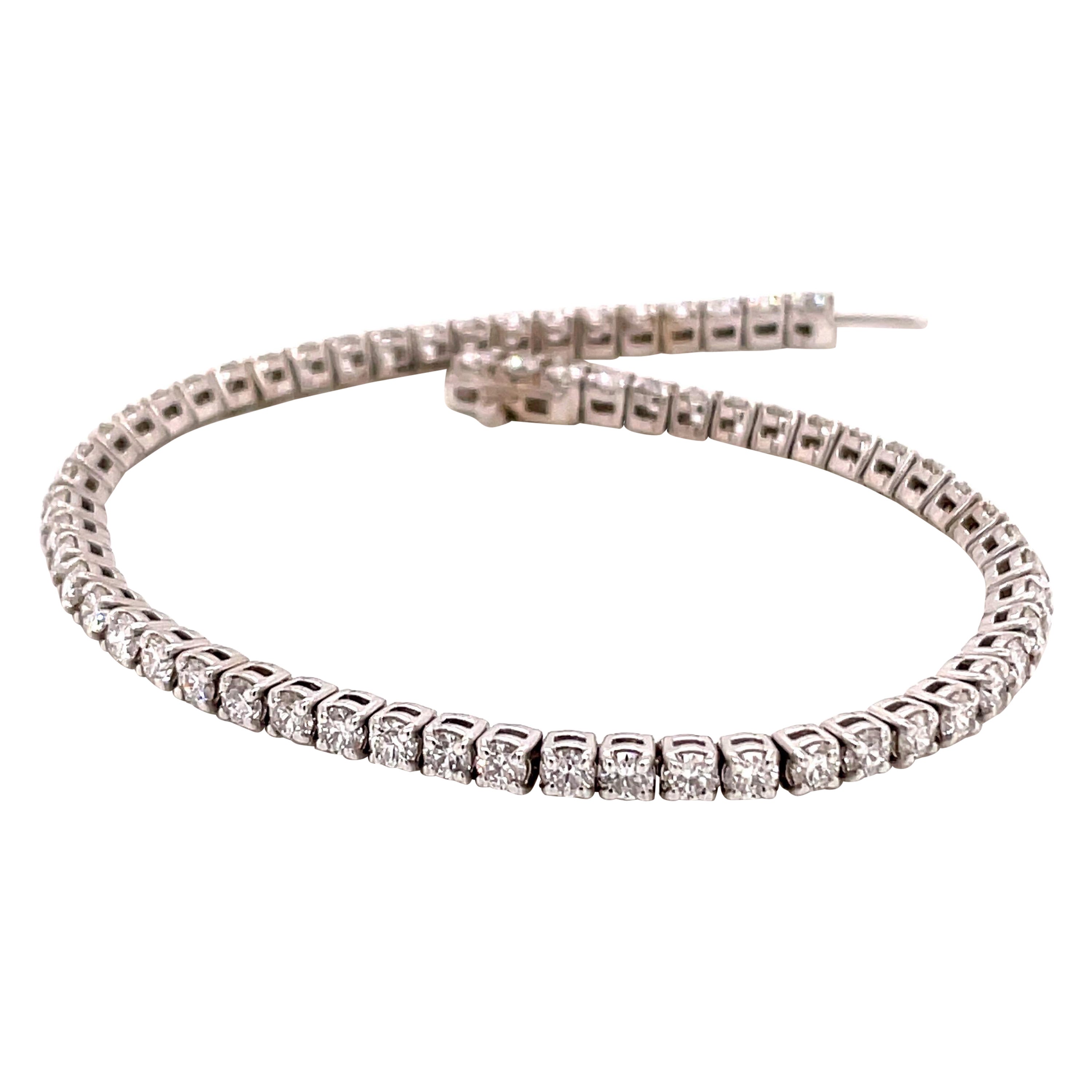 Bracelet tennis en diamants 14 carats de 3,84 carats en vente