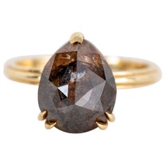 4,57 Karat Birne Cabuchon Cut Salz und Pfeffer Diamant 14K Gold Ring