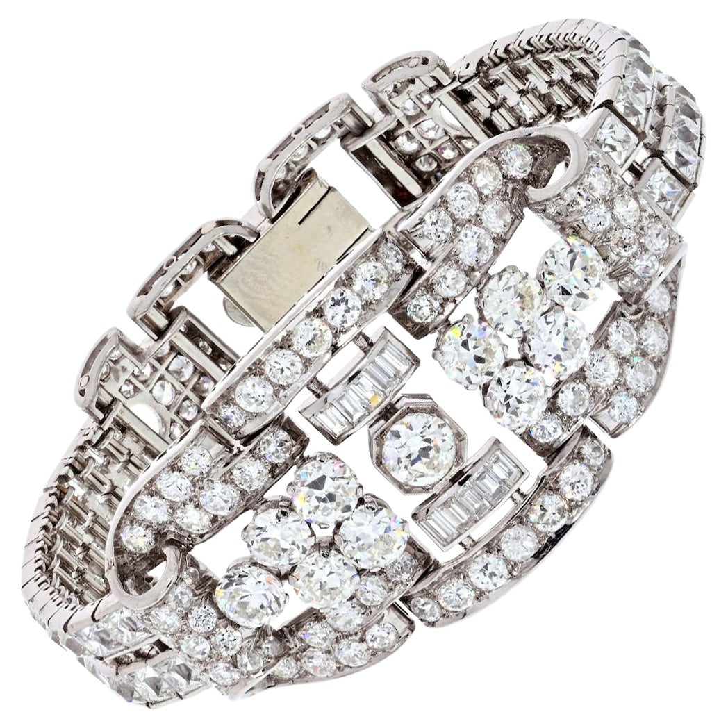Platinum 35 Carats Diamond Deco Bracelet For Sale