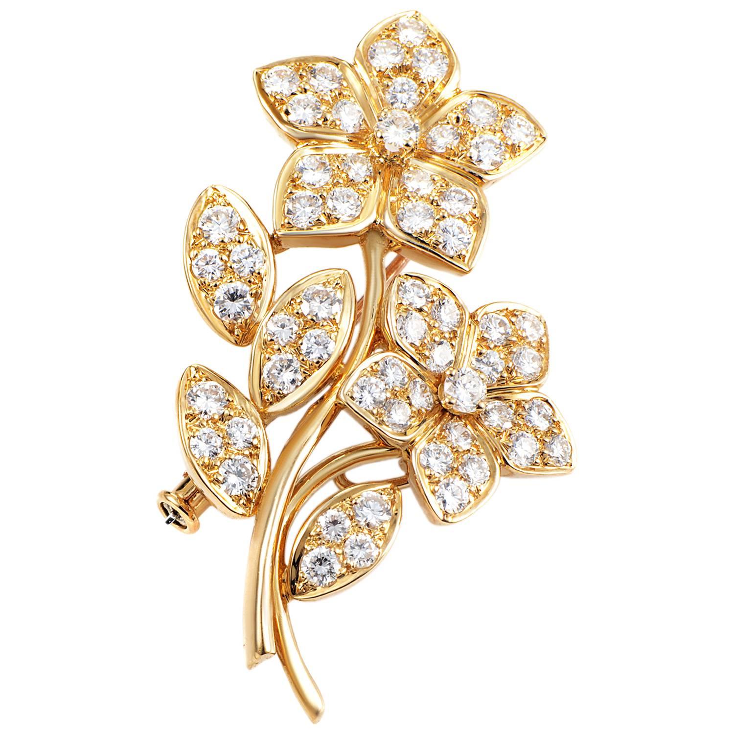 Van Cleef & Arpels Diamond Gold Flower Pin