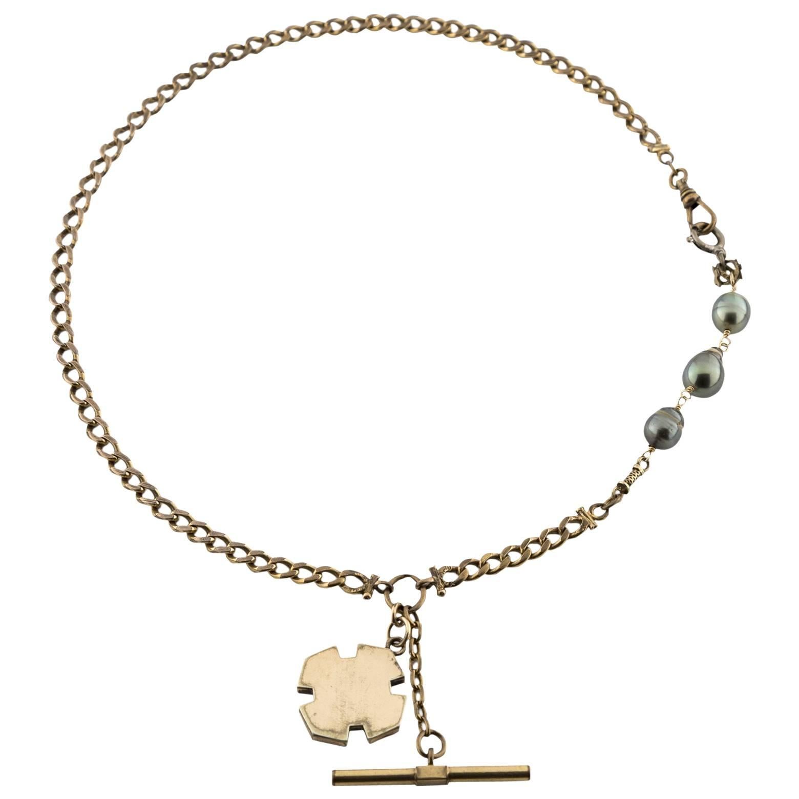 Collier à pendentifs en perles noires et or pour porte-montre