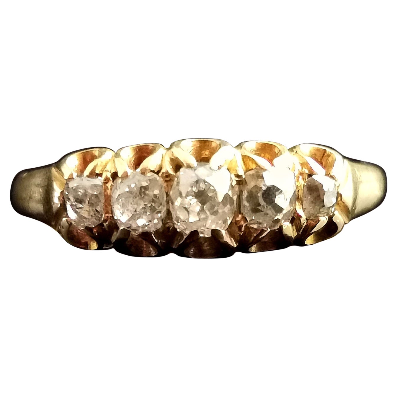 Antique diamond five stone ring, 18 karat yellow gold, Victorian 