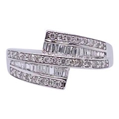 Bague en or blanc 18CT avec diamants