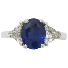 Vintage Striking Ceylon Sapphire Diamond 3 Stone Engagement Ring 4.50 Cts. White Gold