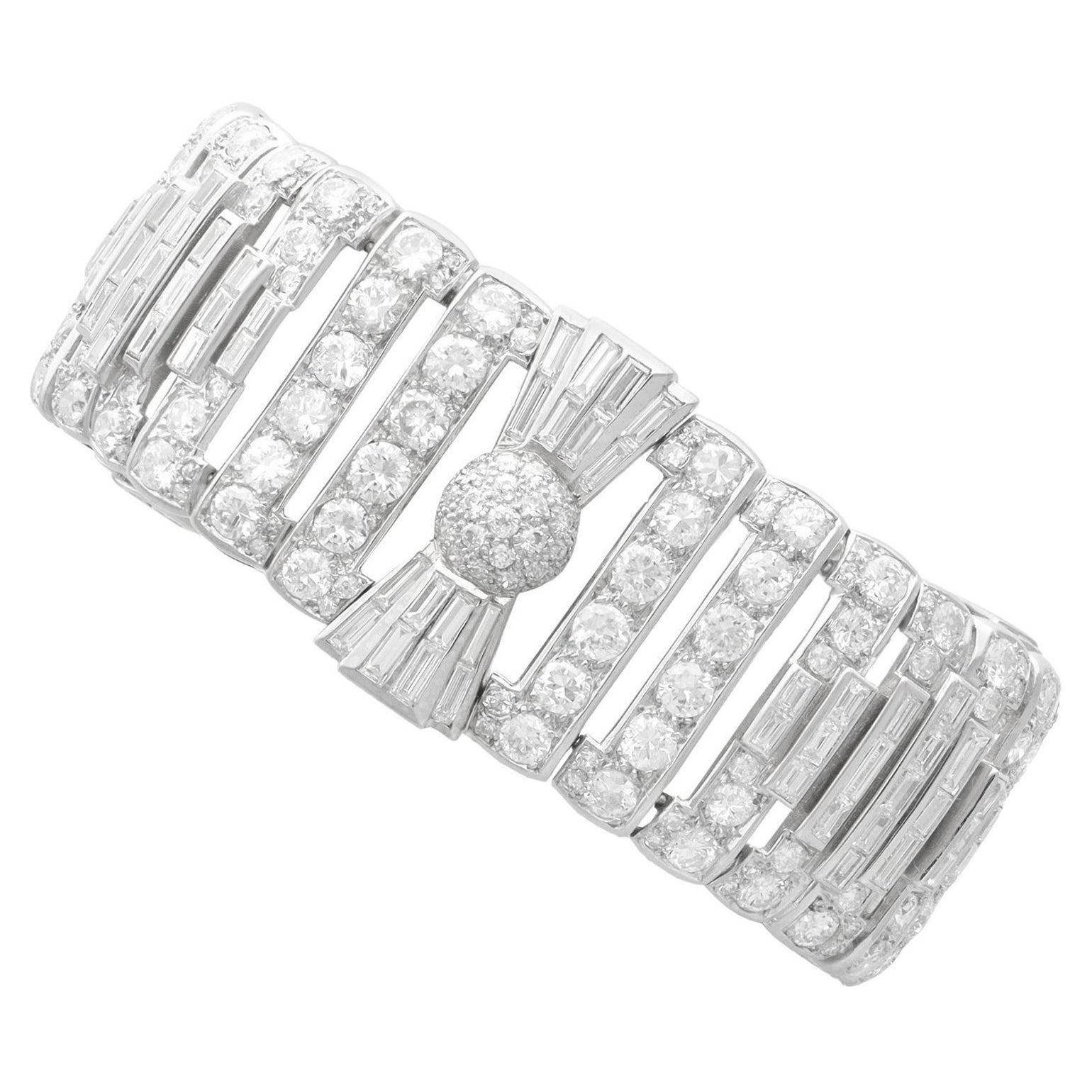 French Art Deco 29.42 Carat Diamond and 18k White Gold Bracelet