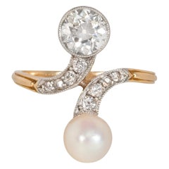 Antique Diamond and Pearl Toi et Moi Ring in Platinum and 18k Gold