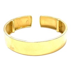 18 Karat Yellow Gold Plain Cuff Bracelet
