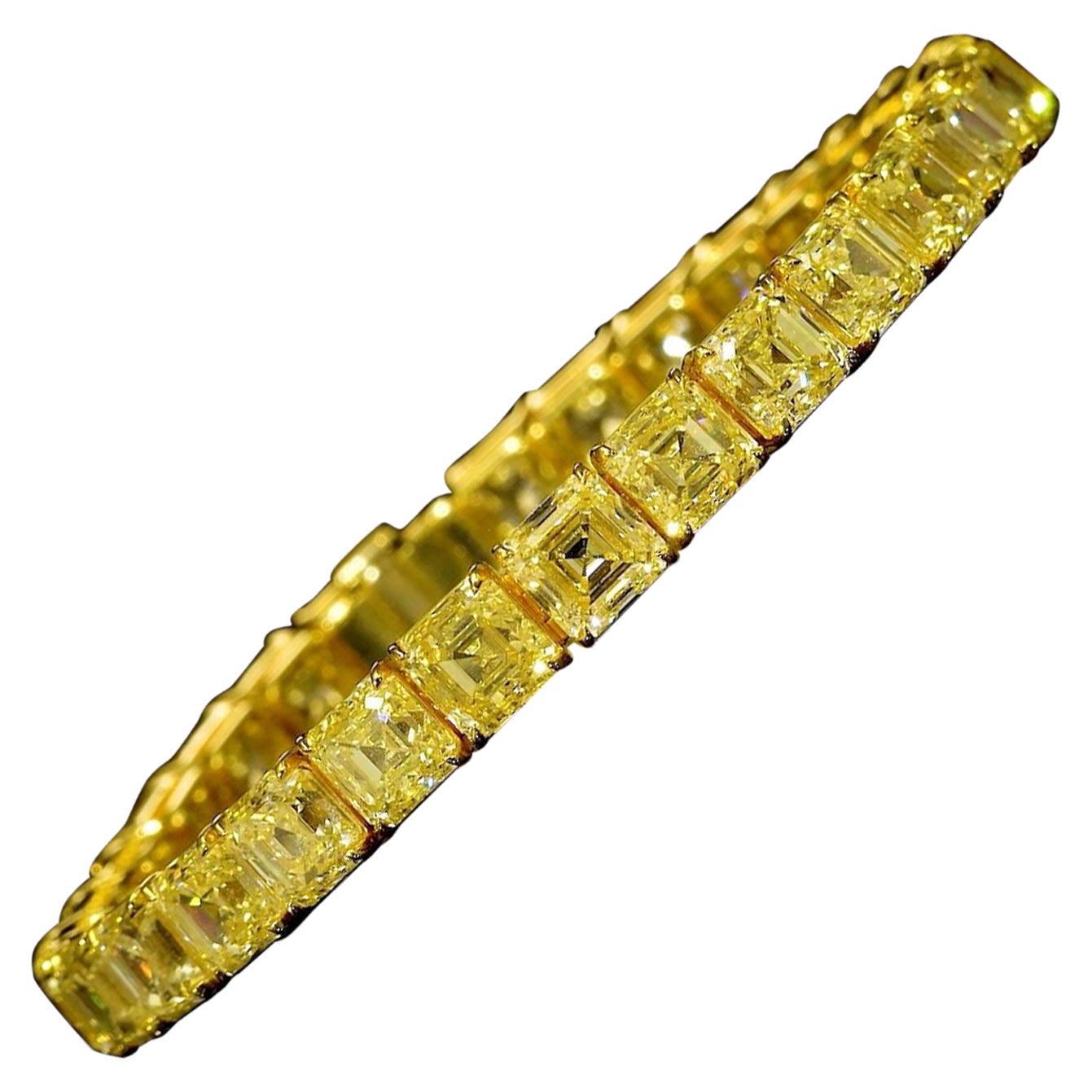Emilio Jewelry 34.00 Carat Natural Canary Diamond Bracelet  For Sale