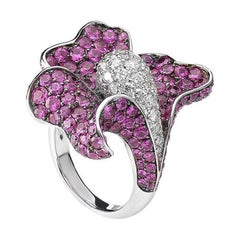 Flower Sapphire and Diamond Gold Ring