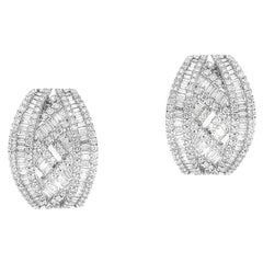 Boucles d'oreilles en or blanc avec diamant