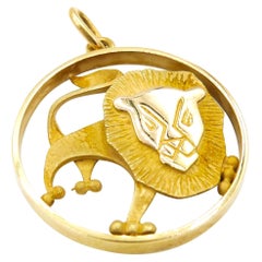 Gübelin 18 Karat Yellow Gold Leo Astrology Zodiac Pendant/Charm