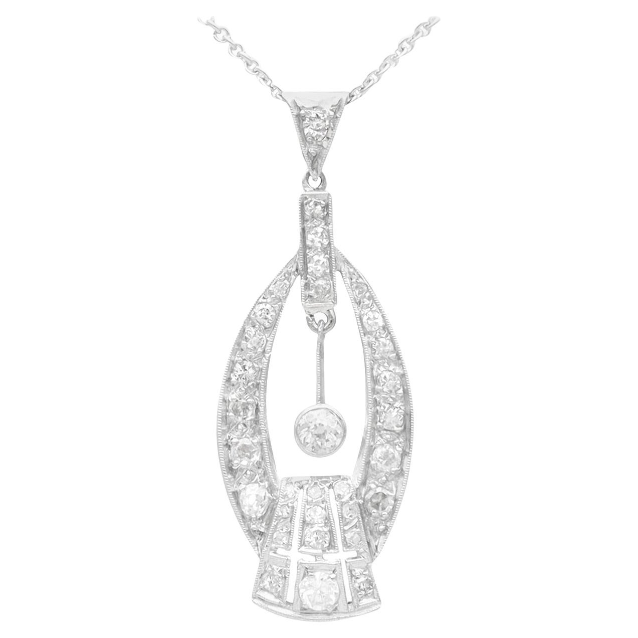 Ciondolo antico Art Deco con diamanti e platino