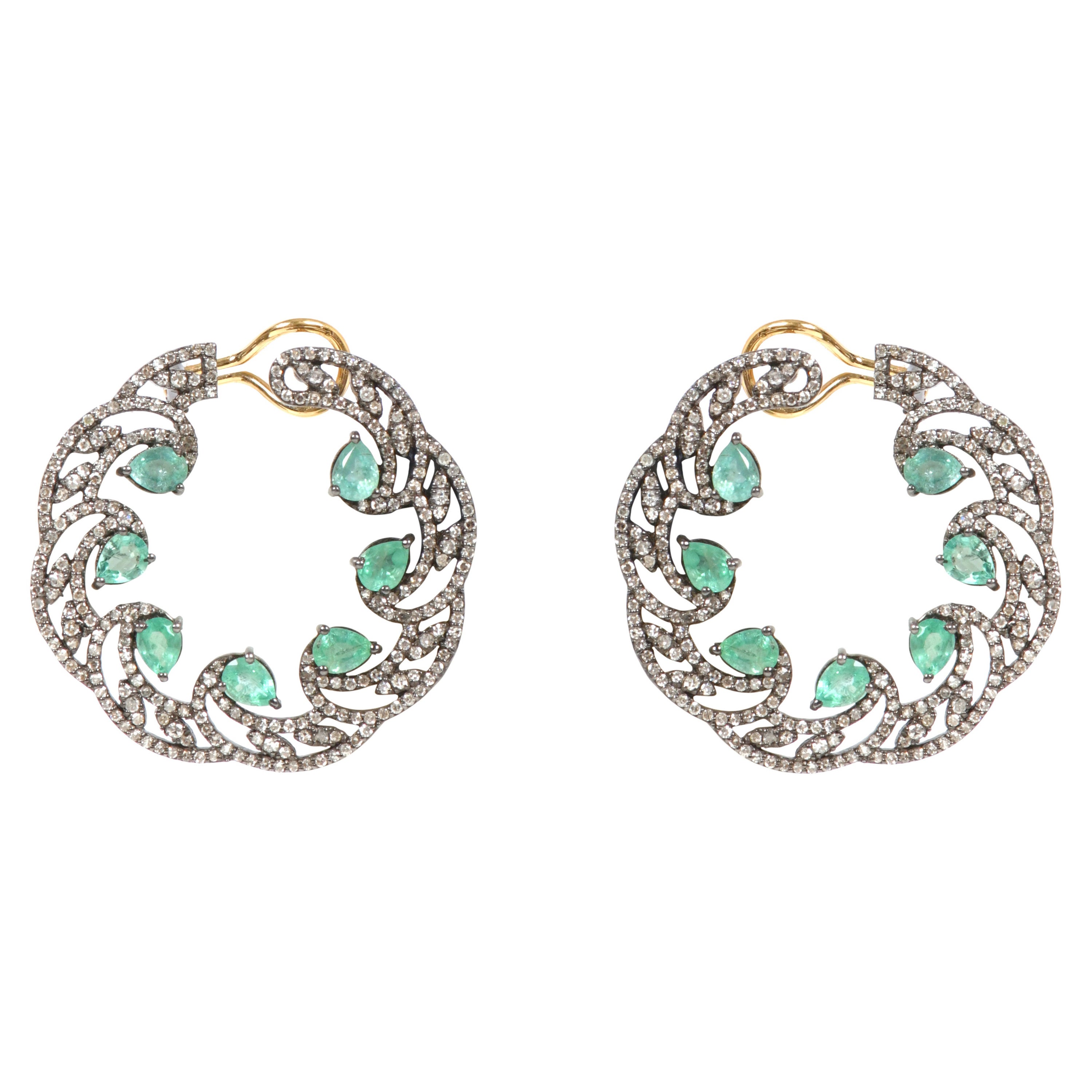 5.96 Carat Emerald and Diamond Modulation Hoop Earrings in Art-Deco Style For Sale