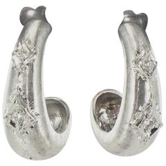 Brushed Diamond Gold Earrings 11